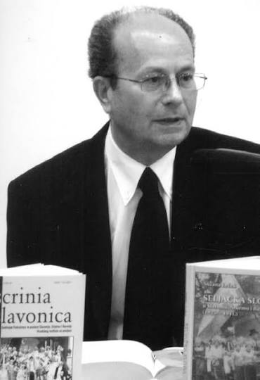 Petar Korunić na predstavljanju knjiga